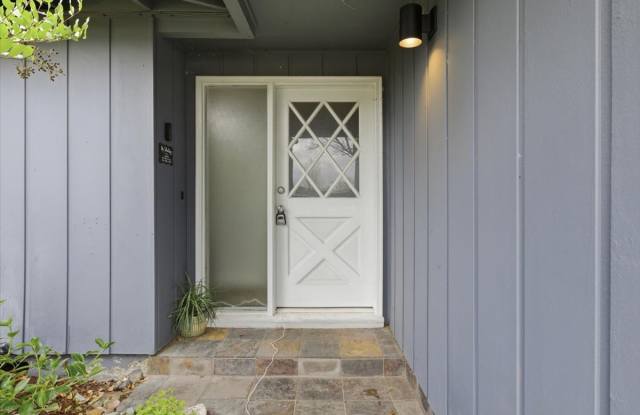 2500 Alma Drive Gallery 4
