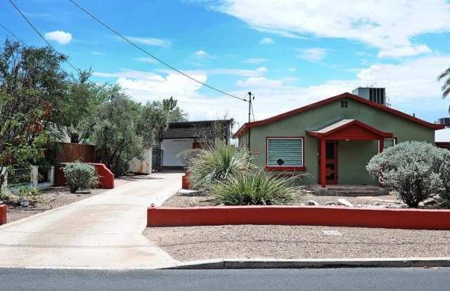 3326 E Elida Street Gallery 2