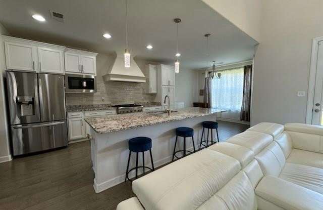 4726 EMMAS Cir E Gallery 2