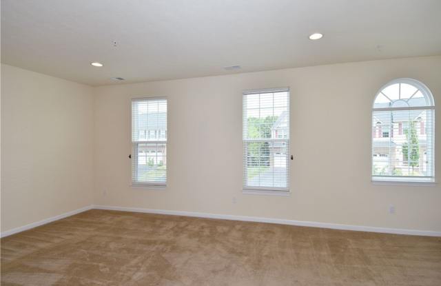 607 Rosecliff Rd Gallery 4