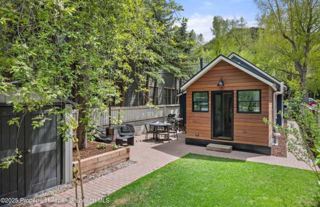 820 E Cooper Avenue photos photos