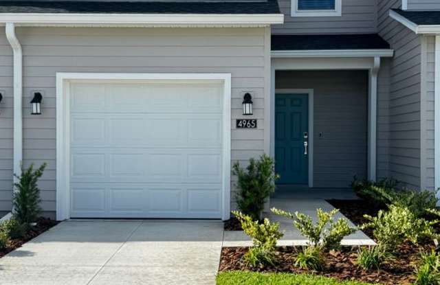 Charming Modern Townhome in Marion Ranch – Prime Ocala Location, Internet, Trash & Lawn Care Included! photos photos