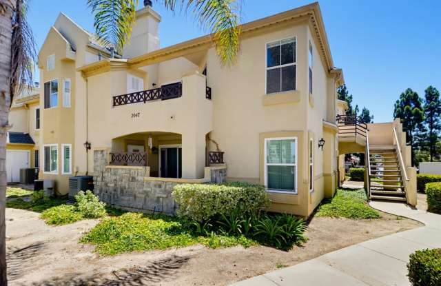 Spacious 2BR/2BA Eastlake Condo with Pool, Gym & Lake Access photos photos Spacious 2BR/2BA Eastlake Condo with Pool, Gym & Lake Access photos photos