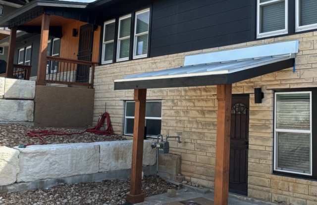 690 Floral Ave photos photos
