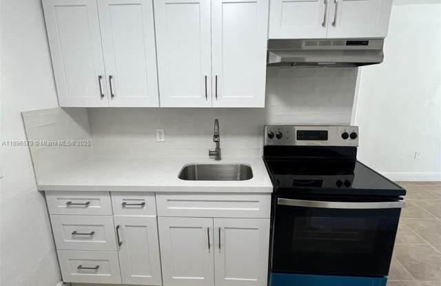 2588 NE 182nd Ter photos photos
