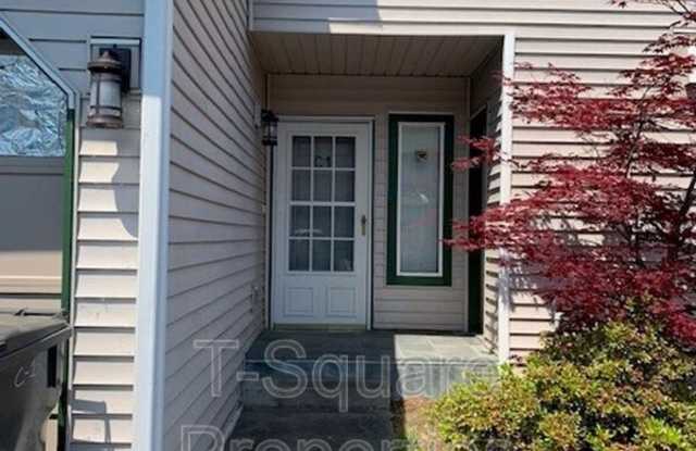 15815 Admiralty Way photos photos