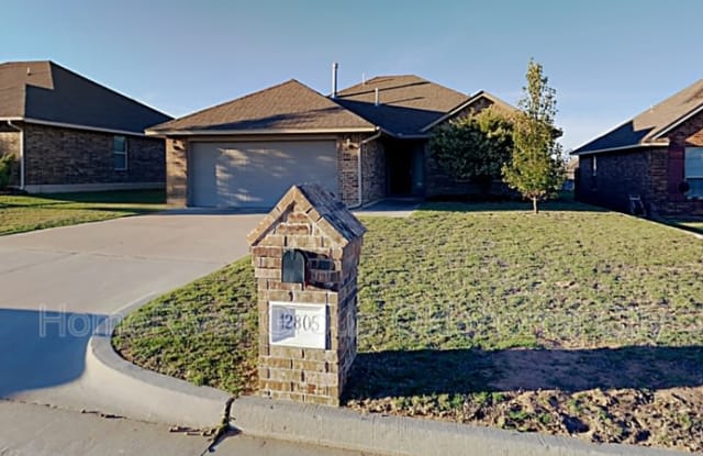 12805 SE 18th St - 12805 Southeast 18th Street, Midwest City, OK 73020