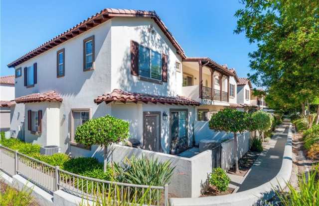 Cozy Up In This Beautiful Condo! Ready for Rent!!! - 5515 Old Ranch Road, Oceanside, CA 92057