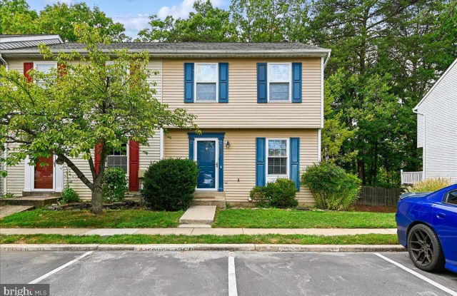 631 REALM Court W Gallery 1