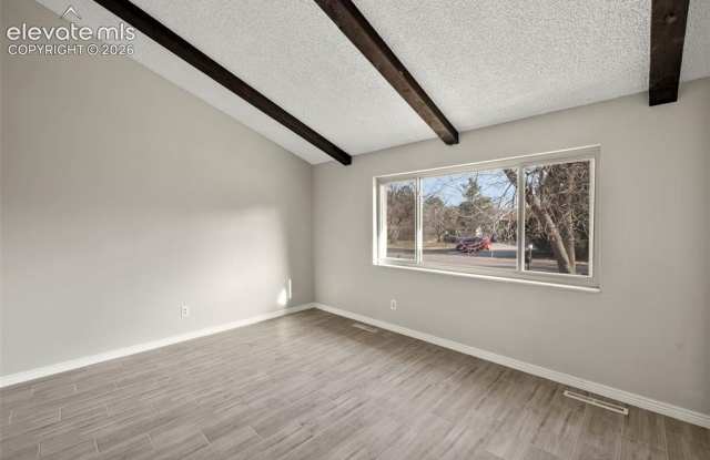 1404 Imperial Road Gallery 4