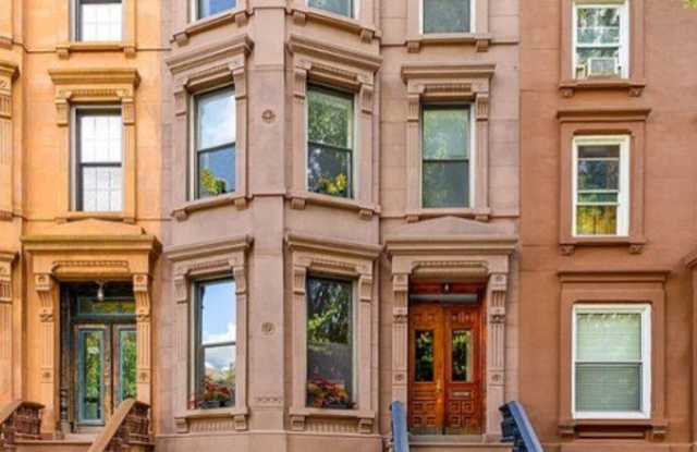 140 Halsey Street photos photos