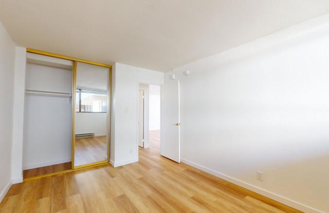 2055 Sacramento Apartments Gallery 2