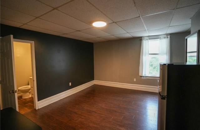 304 Delaware Avenue Gallery 2