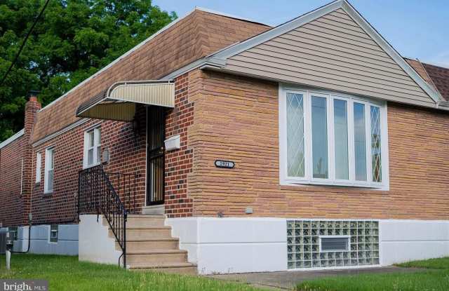 1921 BENTON AVENUE photos photos