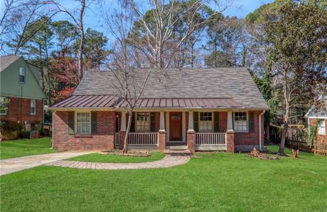 2454 Woodridge Drive photos photos