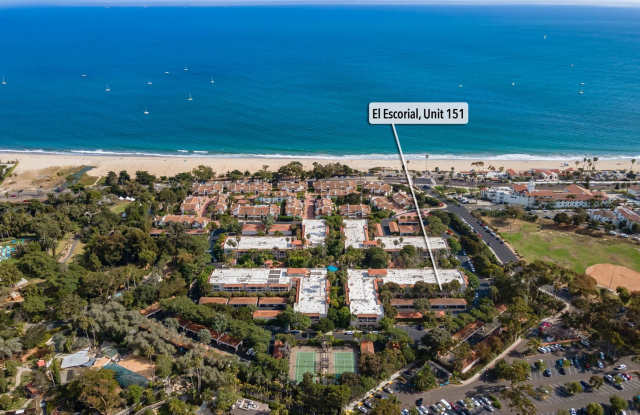 Fully Furnished 1BR/1BA – Top-Floor El Escorial Villa at East Beach - AVAILABLE NOW Gallery 4