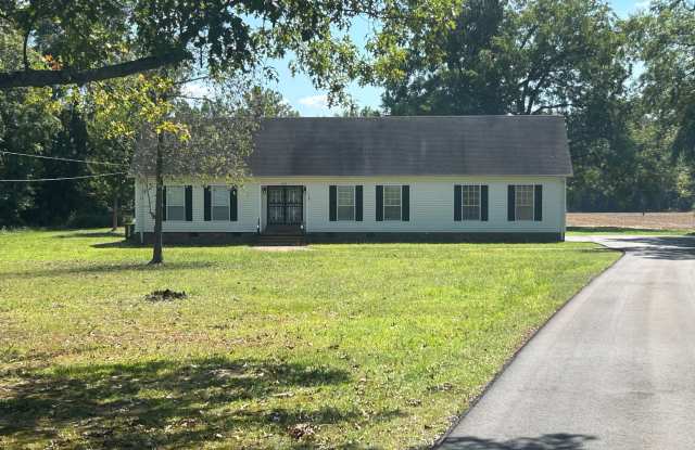 1252 West Main Street - 1252 West Main Street, Brownsville, TN 38012