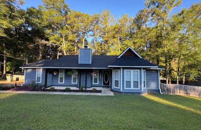 Foxhill Subdivision! - 123 Crestview Drive, Enterprise, AL 36330