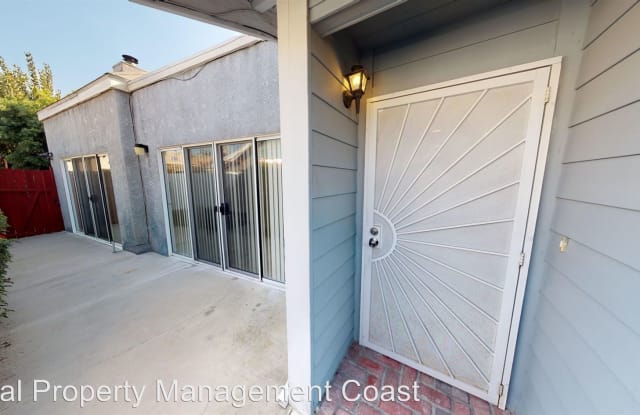 833 S Lemon St  Unit B - 833 S Lemon St, Anaheim, CA 92805