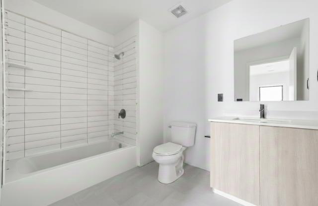 Brand New Build! 2 Bed 1 Bath, Washer/ Dryer in Unit Gallery 3