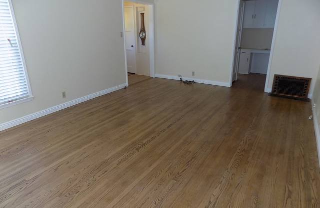25438 Narbonne Ave Gallery 3