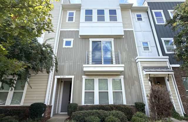 2609 Statesville Avenue Gallery 1
