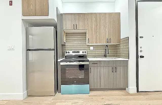 1332 Sterling Pl Apt 2B Gallery 3