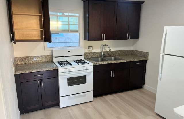 East 1st St photos photos