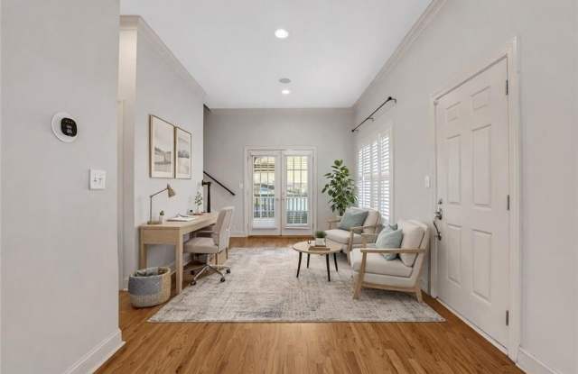 225 Carlyle Park Drive NE Gallery 2