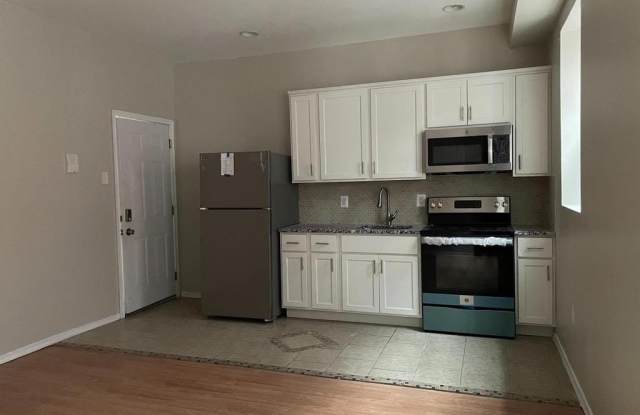 4728 CHESTNUT STREET photos photos