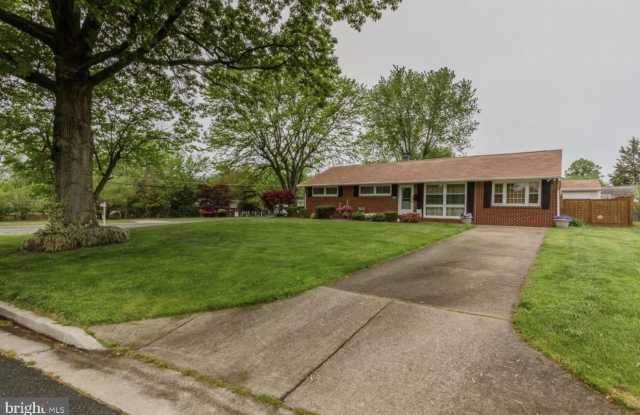 6404 WAYSIDE Place Gallery 2