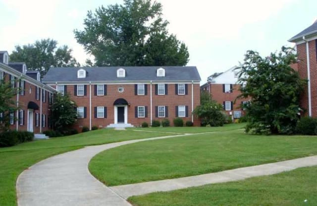 2367 Cascade Rd - B5 - 2367 Cascade Road SW, Atlanta, GA 30311