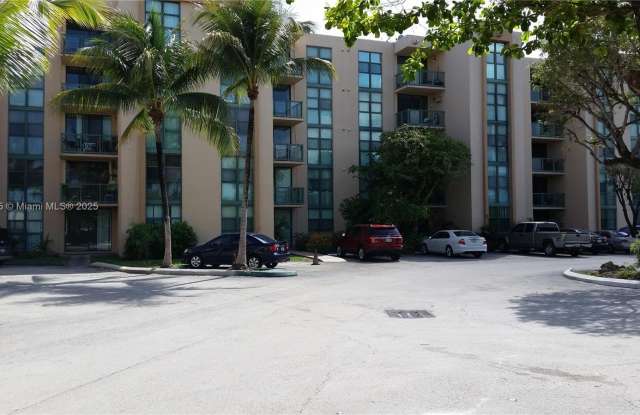 2075 SW 122nd Ave photos photos