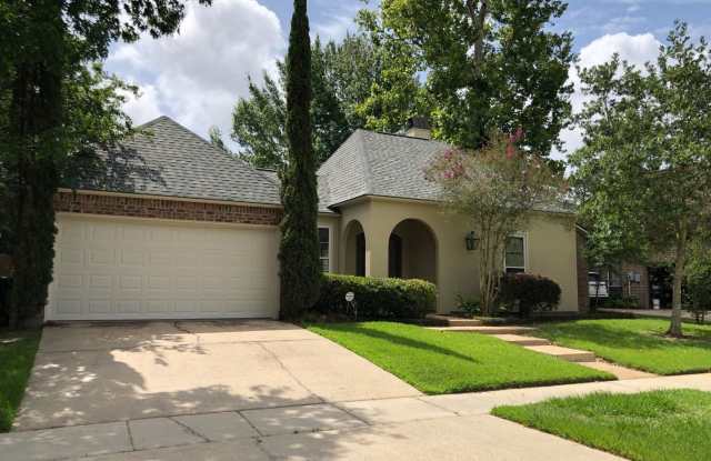 712 Wordsworth Dr. - 712 Wordsworth Drive, Oak Hills Place, LA 70810