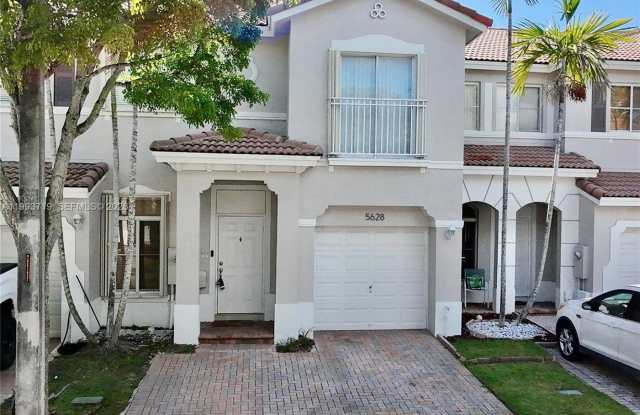 5628 NW 113th Ave photos photos