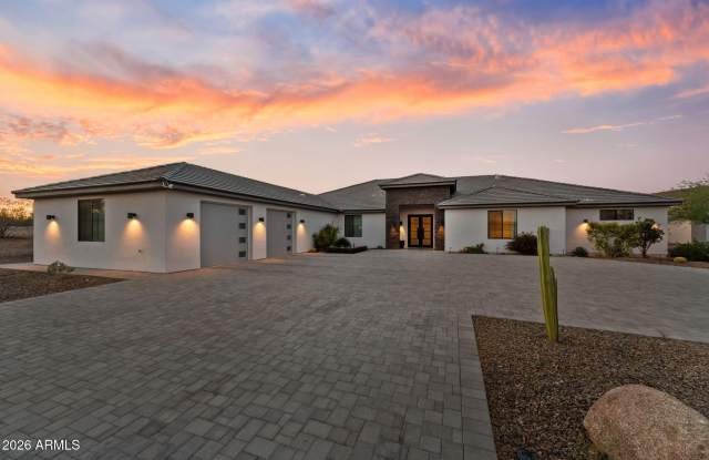 2500 LUPINE Lane Gallery 1