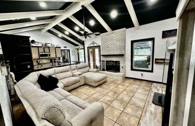 7313 Camelback Drive Gallery 3