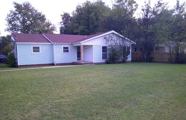 408 Lumpkin Ave Tupelo, MS - 408 Lumpkin Avenue, Tupelo, MS 38801