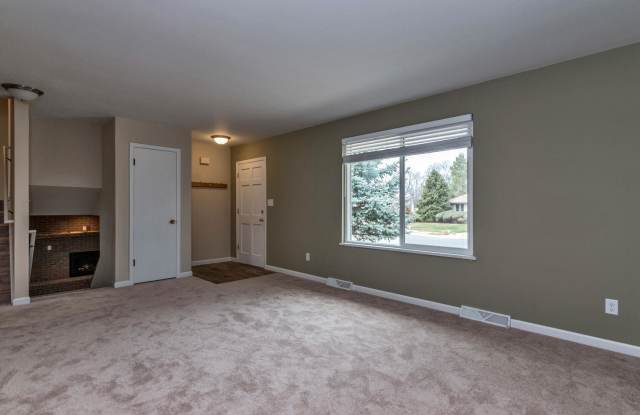 6402 E Bethany Place Gallery 4