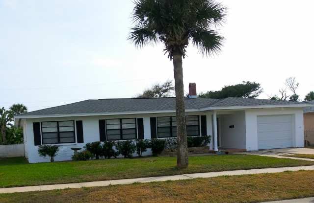 32 Oakview Circle - 32 Oakview Circle, Ormond-by-the-Sea, FL 32176