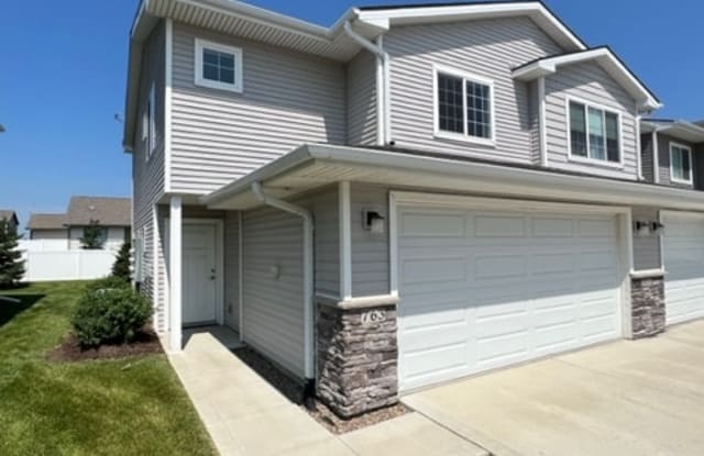 763 Northeast Macey Way photos photos