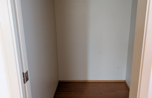 3104 Everett Circle Gallery 4