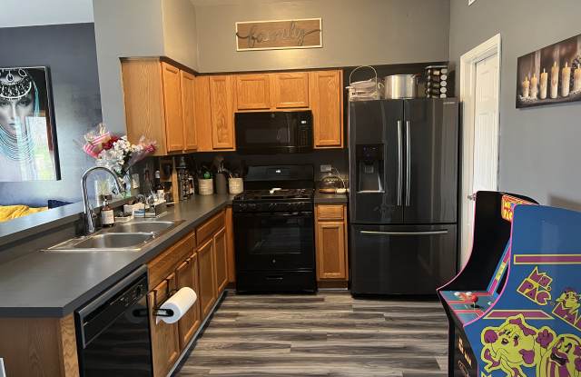 4010 Oak Tree Lane Gallery 3