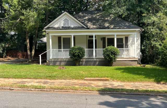 Spacious 3bd/2ba in Capitol View w/ Huge Fenced-In Backyard! photos photos Spacious 3bd/2ba in Capitol View w/ Huge Fenced-In Backyard! photos photos