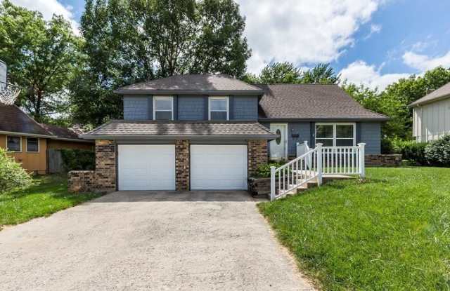 10242 Connell Drive - 10242 Connell Drive, Overland Park, KS 66212