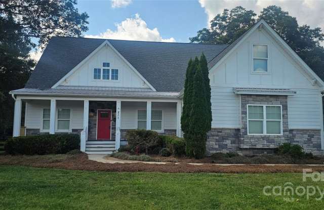 211 Scottish Highland Road photos photos