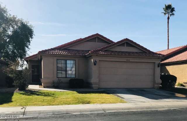 4425 E Hiddenview Drive - 4425 East Hidden View Drive, Phoenix, AZ 85048