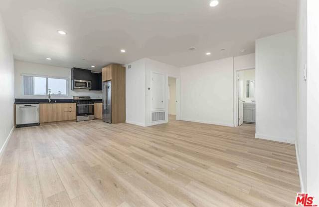 2103 S Burnside Ave unit: 1/2 - 2103 Burnside Avenue, Los Angeles, CA 90016