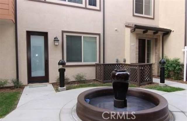 1330 Clementine Way photos photos