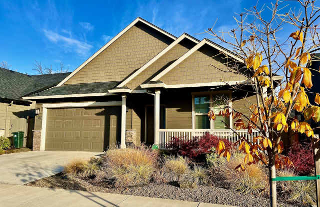 933 Pennington Court - 933 Pennington Court, Eugene, OR 97404